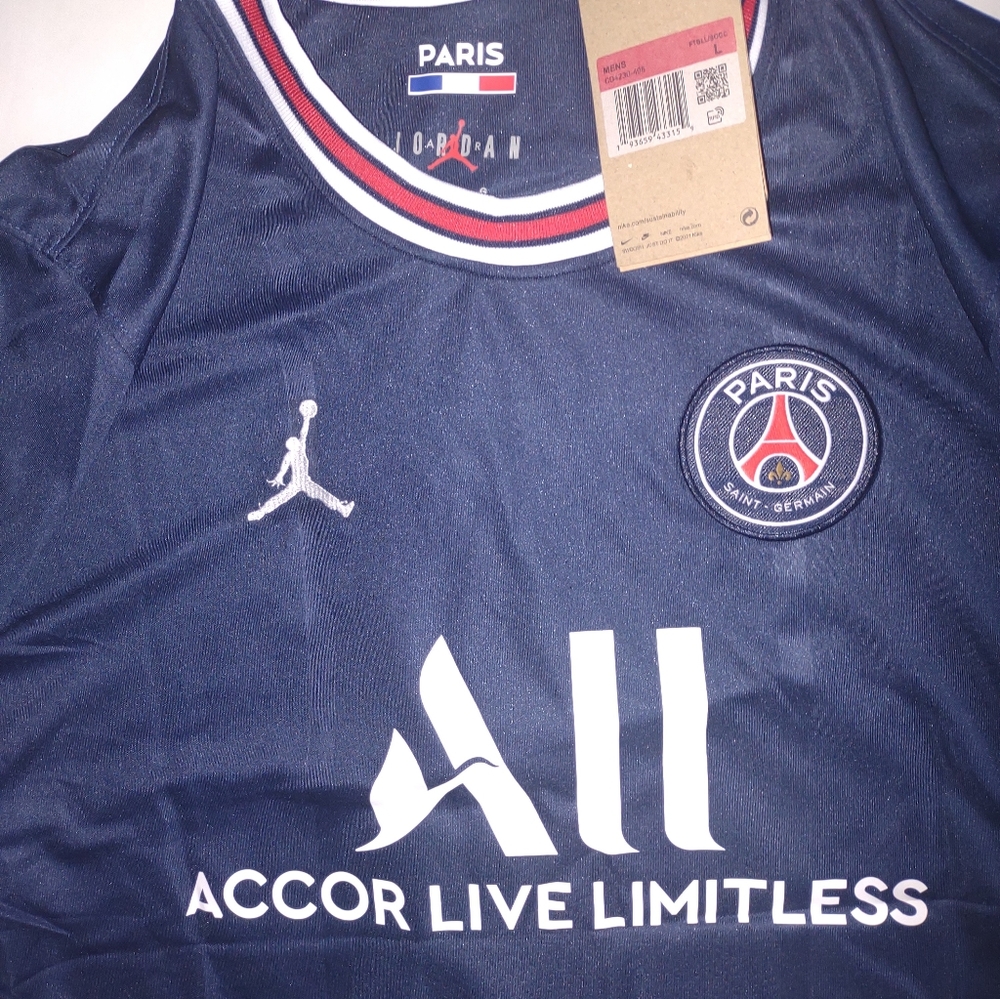 *NEW* Messi #30 PSG - Picture 5 of 8